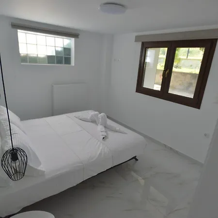 Theros-cottage Apartment *