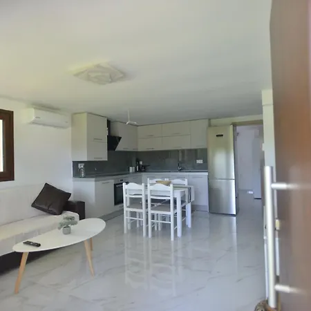 Theros-cottage Siviri