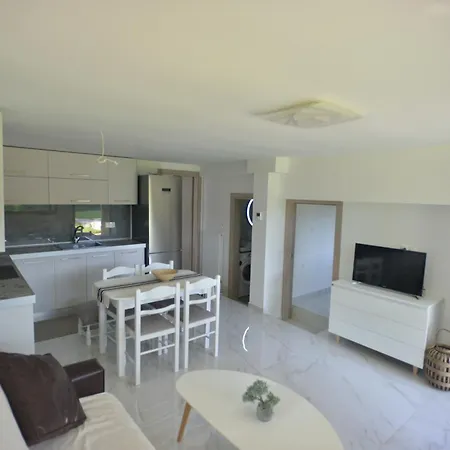 Theros-cottage Siviri